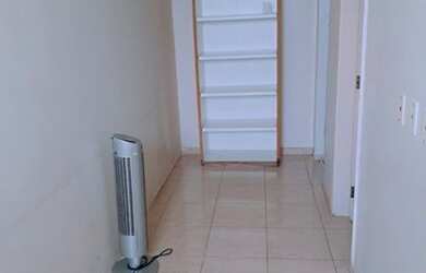 Imagem: O depósito possui 3 Vagas na garagem e 230m² de Área e está