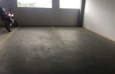 Imagem: O apartamento possui 2 Dormitórios, 2 Banheiros, 2 Vagas na