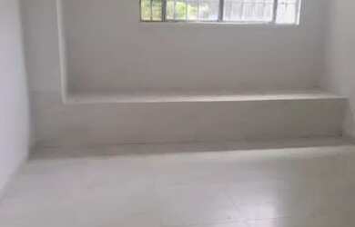 Imagem: A kitnet possui 1 Dormitório, 1 Banheiro e está localizado