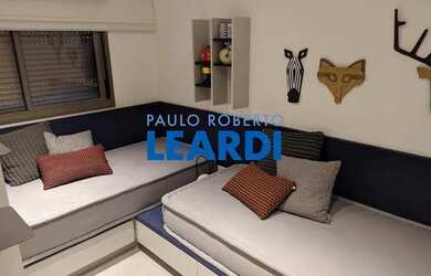 Imagem: O apartamento possui 2 Dormitórios, 2 Banheiros, 2 Vagas na