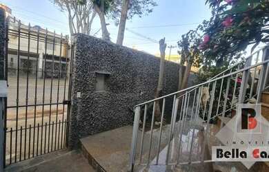 Imagem 1: Casa de alto padrão no Planalto Paulista, zona mista COMERCIAL e RESIDENCIAL