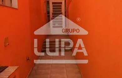 Imagem: A casa possui 4 Dormitórios, 2 Banheiros, 100m² de Área