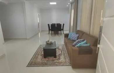 Imagem: A casa em condomínio possui 5 Dormitórios, 5 Banheiros, 5