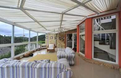 Imagem: A casa em condomínio possui 4 Dormitórios, 5 Banheiros, 3