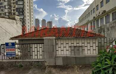 Imagem: O terreno possui 250m² de Área e está localizado em Vila