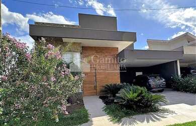 Imagem: A casa em condomínio possui 4 Dormitórios, 5 Banheiros, 4