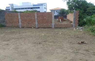 Imagem: O terreno possui 384m² de Área e está localizado em Portal