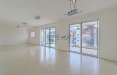 Imagem: O apartamento na cobertura possui 4 Dormitórios, 5 Banheiros