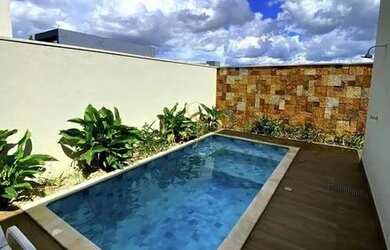 Imagem: A casa possui 3 Dormitórios, 3 Banheiros, 185m² de Área e