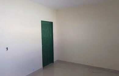 Imagem: A casa possui 2 Dormitórios, 2 Banheiros, 1 Vaga na garagem