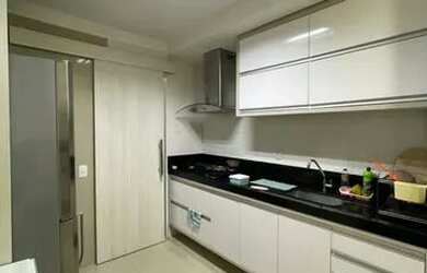 Imagem: O apartamento possui 2 Dormitórios, 2 Banheiros, 2 Vagas na