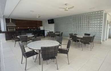 Imagem 4: Incrivel Baia Blanca. Guarda roupa, 250m² de Área, 3 Vagas na garageme4...