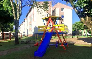 Imagem: O apartamento possui 2 Dormitórios, 1 Banheiro, 1 Vaga na garagem