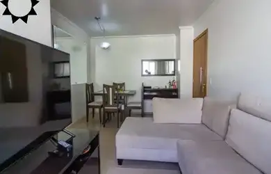 Imagem: O apartamento possui 3 Dormitórios, 1 Banheiro, 1 Vaga na garagem