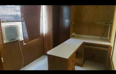 Imagem: O depósito possui 1 Vaga na garagem, 30m² de Área e está