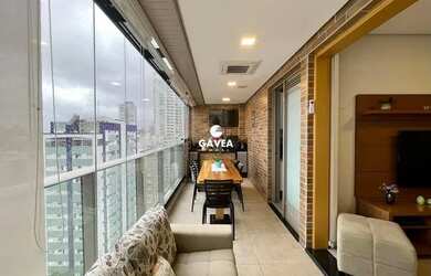 Imagem: O apartamento possui 2 Dormitórios, 2 Banheiros, 2 Vagas na