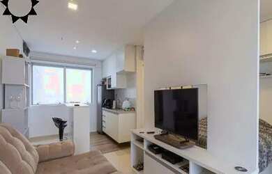 Imagem: O apartamento possui 1 Dormitório, 1 Banheiro, 1 Vaga na garagem