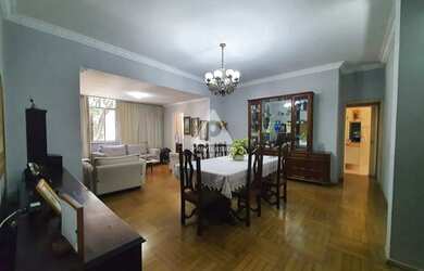 Imagem: O apartamento possui 4 Dormitórios, 3 Banheiros, 2 Vagas na