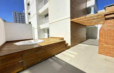 Imagem: O apartamento possui 2 Dormitórios, 2 Banheiros, 1 Vaga na