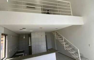 Imagem: O apartamento possui 1 Dormitório, 1 Banheiro, 1 Vaga na garagem