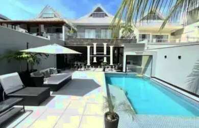 Imagem 4: Casa em Condomínio na Barra 6 Suítes