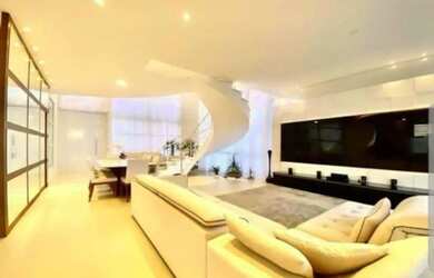 Imagem 10: SOBRADO à VENDA com 4 Suítes, Piscina com Borda Infinita, Vista Permanente, sem Vizinhos d