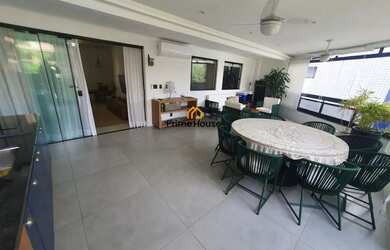 Imagem: O apartamento possui 3 Dormitórios, 2 Banheiros, 2 Vagas na