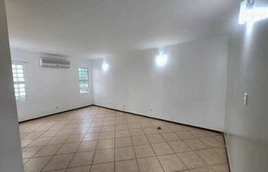 Imagem 11: HOUSE VILLE, 3 SUÍTES COM ARMARIOS SENDO 1 MASTER COM CLOSET , SALA PARA...