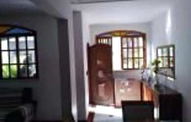 Imagem: A casa possui 5 Dormitórios, 4 Banheiros, 540m² de Área e