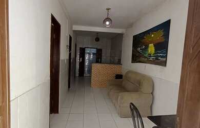 Imagem: A casa possui 2 Dormitórios, 2 Banheiros e está localizado