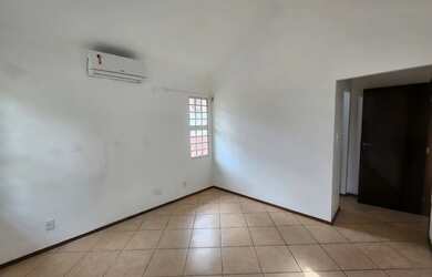 Imagem 7: HOUSE VILLE, 3 SUÍTES COM ARMARIOS SENDO 1 MASTER COM CLOSET , SALA PARA...