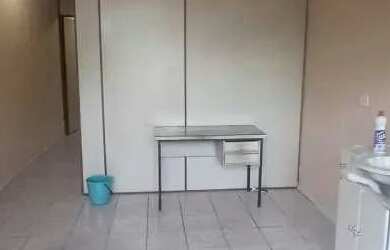 Imagem: O depósito possui 1 Vaga na garagem, 40m² de Área e está