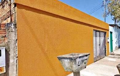 Imagem: A casa em condomínio possui 2 Dormitórios, 1 Banheiro, 2 Vagas