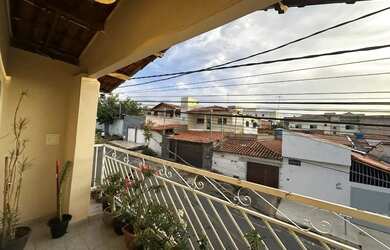 Imagem 9: Venda casa tipo sobrado no bairro Sumaré em Montes Claros