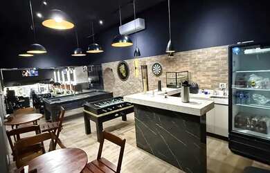 Imagem 3: Barbearia montada, em funcionamento, ZS de BH. Imóvel alugado