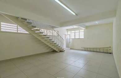 Imagem 4: Sobrado para venda em Chácara da Barra com 3 quartos, sendo 1 suíte , 329m²