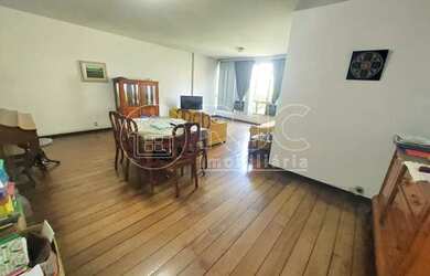 Imagem: O apartamento possui 4 Dormitórios, 4 Banheiros, 2 Vagas na