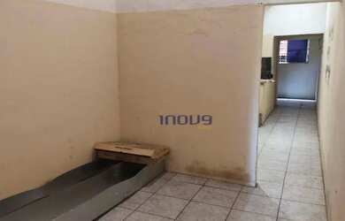 Imagem: A casa possui 2 Dormitórios, 1 Banheiro, 150-0m² de Área