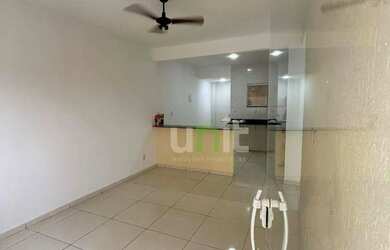 Imagem: O apartamento à venda possui 2 Dormitórios, 1 Banheiro, 1