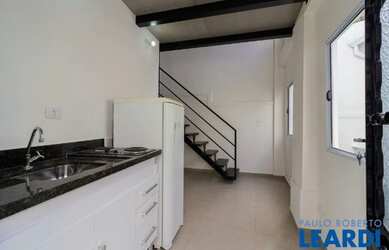 Imagem: O depósito possui 310m² de Área e está localizado em Cambuci