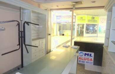 Imagem: O depósito possui 1 Vaga na garagem, 21m² de Área e está