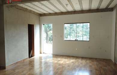 Imagem 1: Casa Padrão para Venda em Fazendinha do Barão Santa Luzia-MG