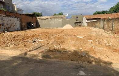 Imagem: O terreno possui 315m² de Área e está localizado em Conjunto