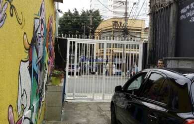 Imagem: O depósito possui 1 Vaga na garagem, 100m² de Área e está