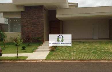 Imagem: A casa em condomínio possui 3 Dormitórios, 3 Banheiros, 2