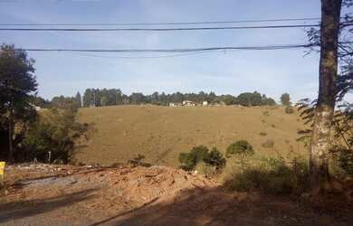 Imagem: O terreno possui 800m² de Área e está localizado em Casa