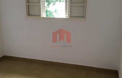 Imagem 2: Sobrado Geminado. Churrasqueira, Varanda, 10m² de Áreae2 Vagas na garagem