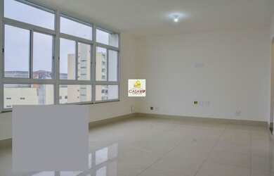 Imagem: O apartamento à venda possui 3 Dormitórios, 1 Banheiro, 2