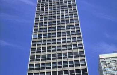 Imagem: O depósito possui 2 Vagas na garagem, 91m² de Área e está