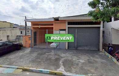 Imagem: A casa possui 5 Dormitórios, 5 Banheiros, 200m² de Área e